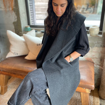 Classic Coal Flannel - Wanderer Coat