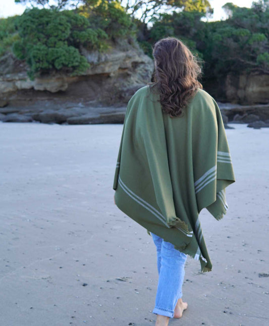 Loom Poncho - Moss