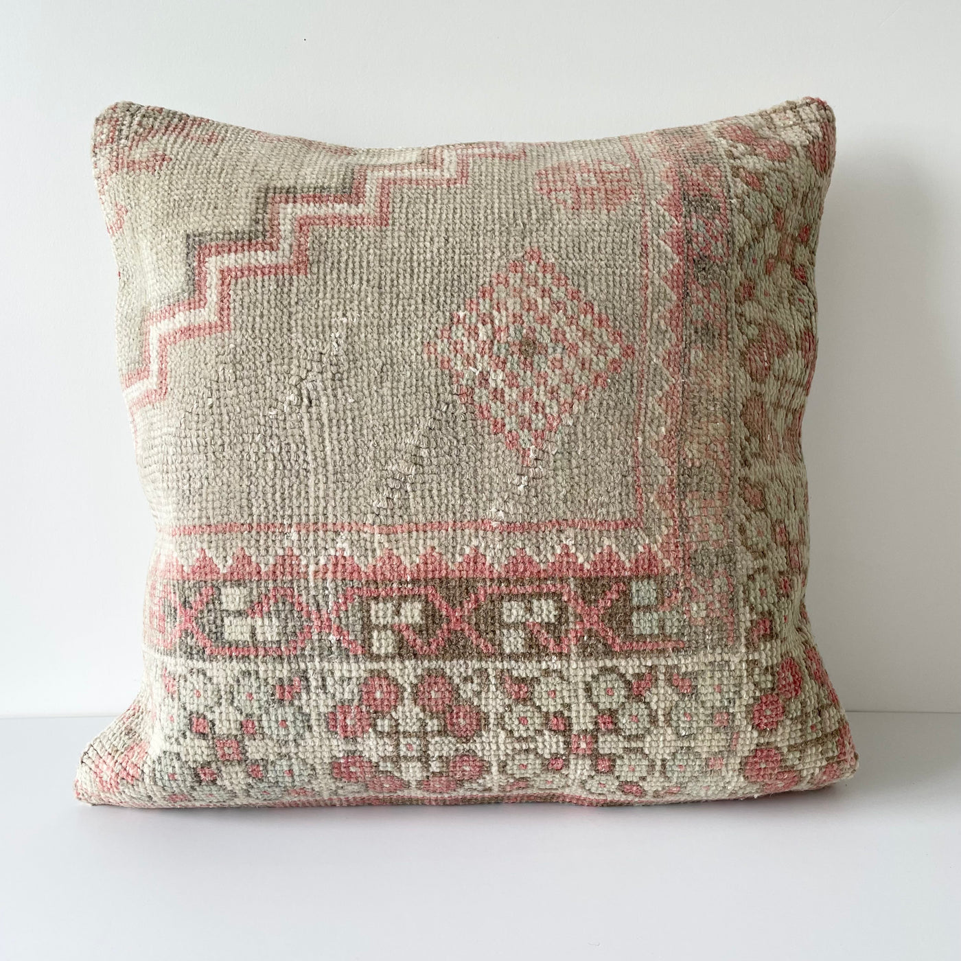 Oushak Vintage Cushion - 03