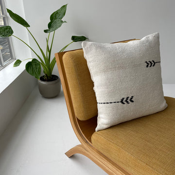 Vintage Hemp Cushion - Black Feather