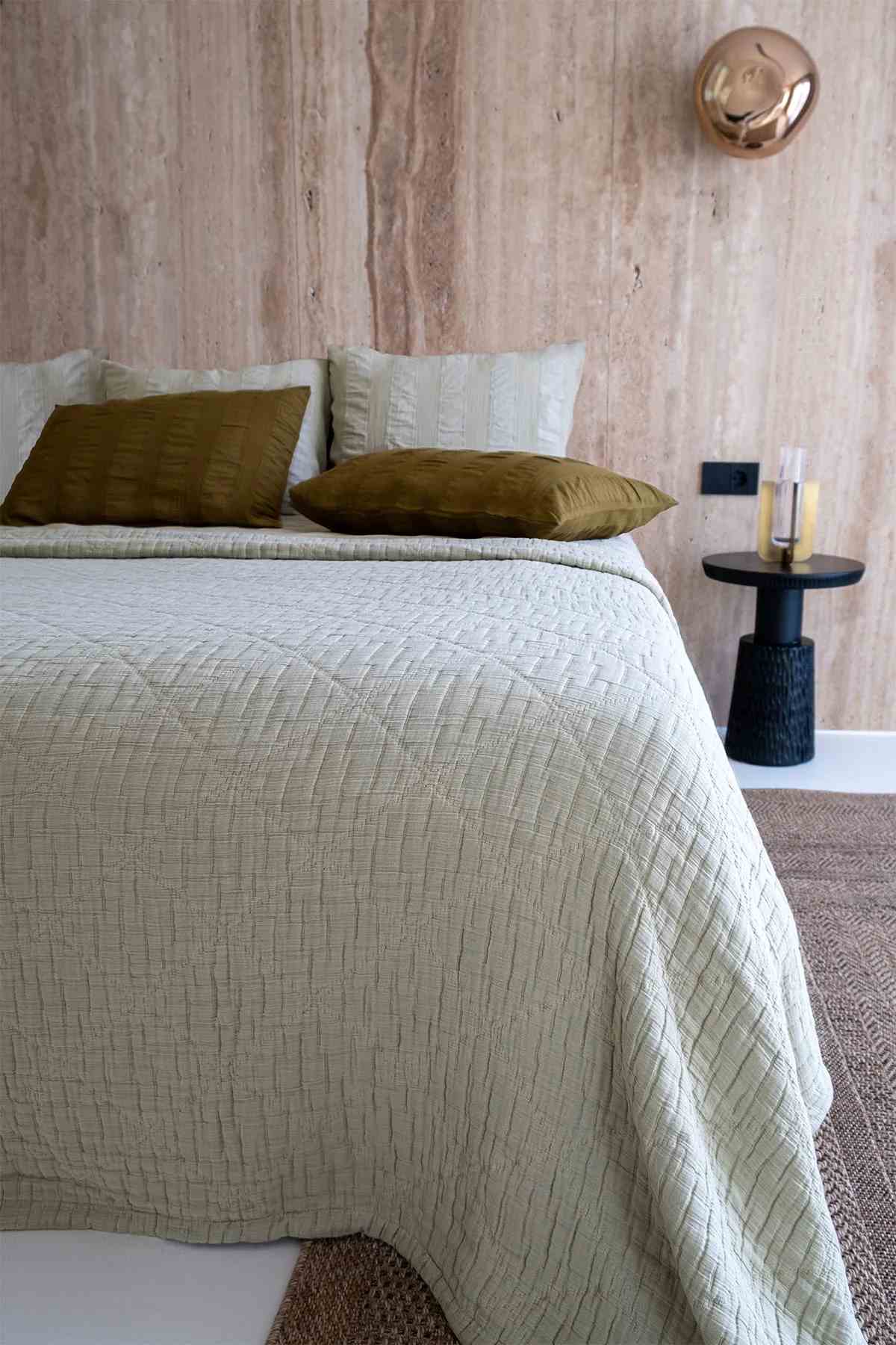 Atik Jacquard Coverlet